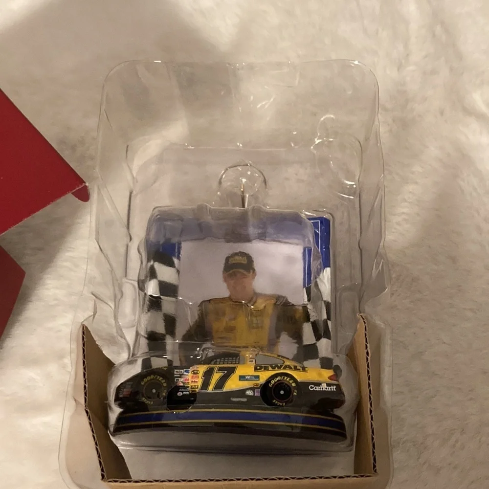 Hallmark 2005 NASCAR Matt Kenneth Christmas Ornament
